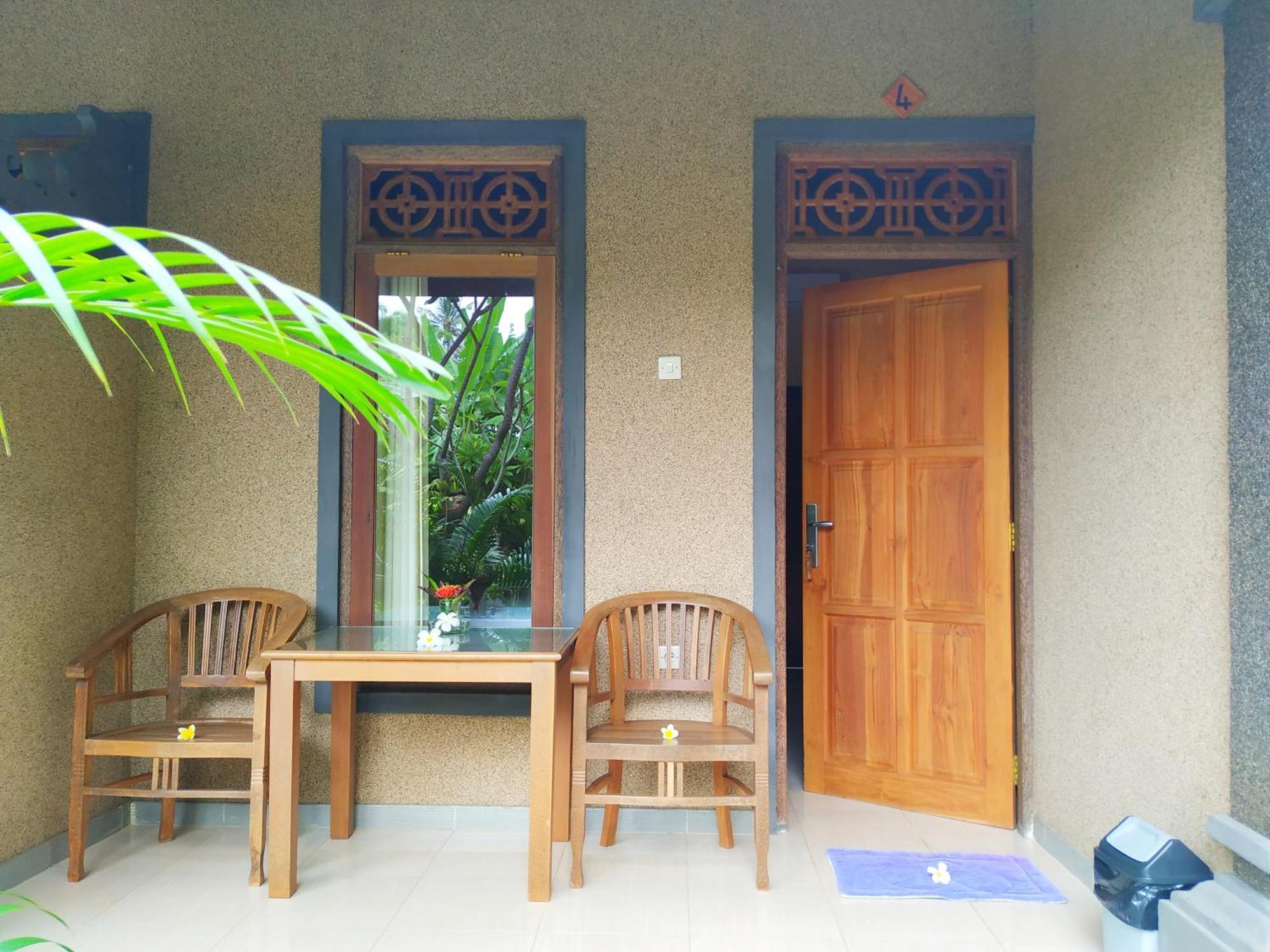 Asih Homestay Pemuteran Exterior foto